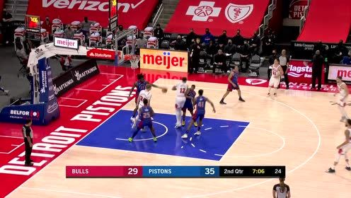 【NBA集錦】見龍在田！加富德一步登天掄臂砸扣硬的飛起