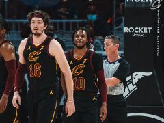 NBA常规赛：三节战罢，骑士以91-75领先猛龙16分