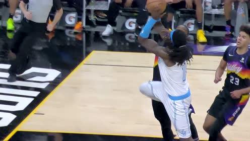 【NBA集锦】任你狂风暴雨我自岿然不动 哈雷尔欧洲步上篮惨遭克劳德大帽