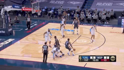 【NBA集錦】施羅德助飛科考克空接暴扣 亞當(dāng)斯虛晃一槍單臂劈扣還以顏色