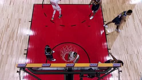 【NBA集锦】龙王现身! 西亚卡姆撕裂防守转体上篮2+1