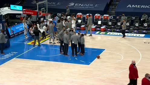 【NBA集锦】温斯洛上门送人头！布朗单手隔扣2+1炸裂全场
