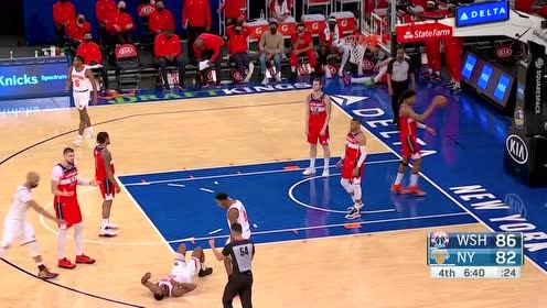 【NBA集錦】這防守形同虛設(shè) 伯克斯急停中投打成2+1