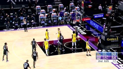 【NBA集锦】福克斯进攻如潮水 纵横上篮无人可挡