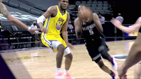 【NBA集锦】龙卷风摧毁停车场!福克斯无视防守漂移上篮