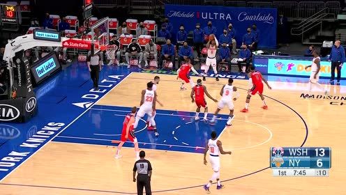 【NBA集錦】比爾四分衛(wèi)式長(zhǎng)傳精確制導(dǎo) 萊恩輕抒猿臂單臂暴扣