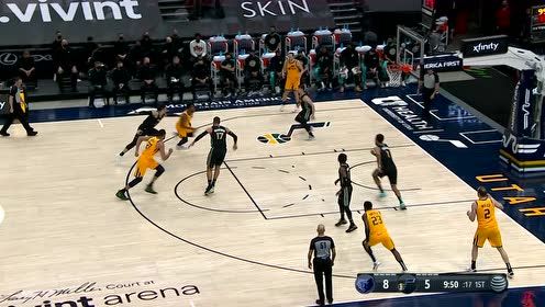 【NBA集锦】本来想扣结果改上篮了 米切尔飞天遁地强杀2+1