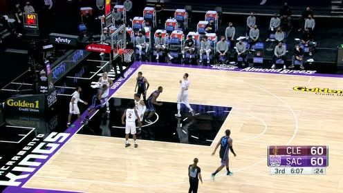 【NBA集锦】小狐狸已经极为老练 福克斯抢断反击上篮一气呵成