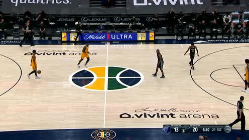 【NBA集锦】上来就是火力全开 米切尔内突外投连续进攻
