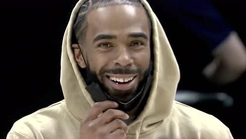 【NBA集锦】给康利都看激动了 费沃斯双手暴扣劈山伐木