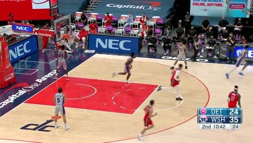【NBA集錦】體重上的優(yōu)勢(shì)要好好利用 威斯布魯克背打翻身跳投