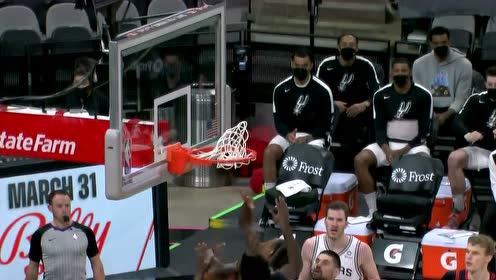 【NBA集錦】猿臂輕舒摘星拿月 德羅贊碾壓突破隔扣威廉姆斯