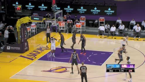 【NBA集錦】施羅德外線發(fā)炮不中 哈雷爾積極拼搶二次進(jìn)攻暴扣得手