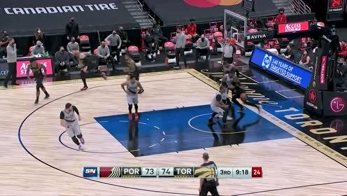 【NBA集锦】英雄勇闯虎穴 利拉德人缝漂移轻取2分