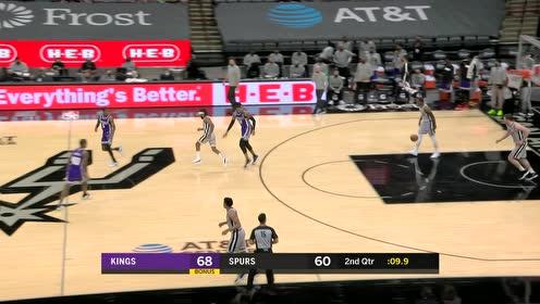 【NBA集錦】有點欺負人了！?？怂罐D身過掉米爾斯飛身上籃輕松寫意