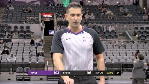 【NBA集锦】就很莫名其妙！福克斯突破惨遭巴掌+血帽