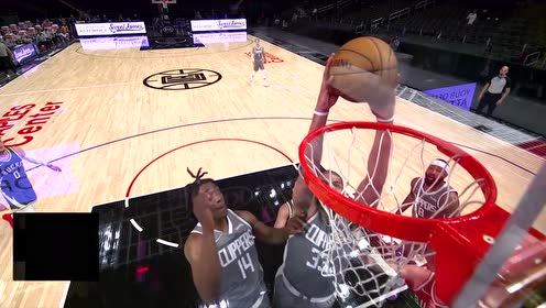 【NBA集锦】这一攻一防没的说 巴图姆先送追身大帽再送暴扣虐筐