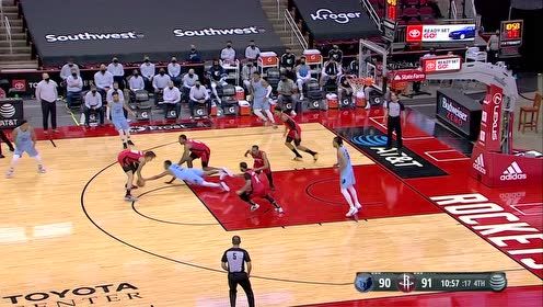 【NBA集锦】这饼喂得真舒服 小马丁纵身一跃残暴扣篮