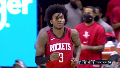 【NBA集锦】得来全不费功夫 小波特接球起飞暴扣