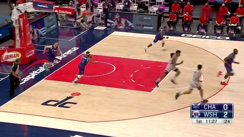 【NBA集锦】干就完了！威少小手一抛不管不顾八村垒接球暴扣轻轻松松