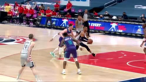【NBA集锦】气势不能输！威少无情隔扣比永博在线教学