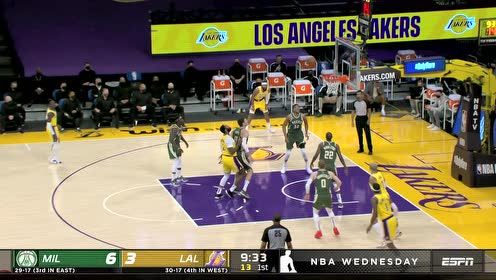 【NBA集锦】湖人生涯第一分 庄神罚球线超远抛投手感柔和