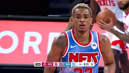 【NBA集錦】眼觀六路耳聽八方 歐文妙傳助飛克拉克斯頓空接暴扣