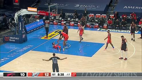 【NBA集錦】攻防完美結(jié)合 威廉姆斯閃轉(zhuǎn)騰挪后仰跳投造成殺傷
