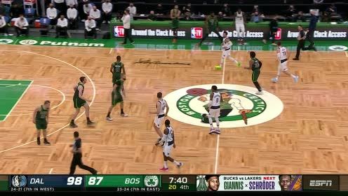 【NBA集錦】仿佛看見了勝利的曙光 斯瑪特突破分球普理查德三分開炮