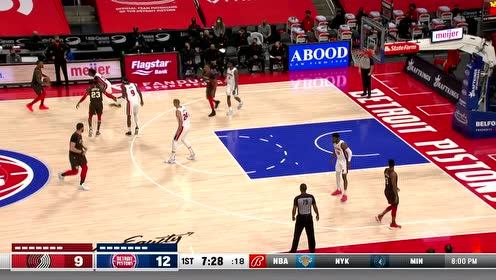 【NBA集錦】比超遠(yuǎn)三分沒在怕的 利指導(dǎo)大號(hào)三分甩狙還擊迪亞洛