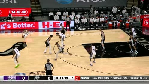 【NBA集錦】希爾德眼觀六路送妙傳 霍姆斯拍馬趕到滑翔暴扣