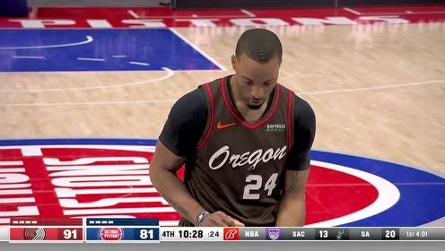 【NBA集錦】熱刀切黃油 鮑威爾大馬金刀殺入內(nèi)線完成2+1