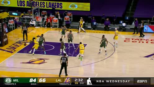 【NBA集锦】身形差着两个级别 哈雷尔强吃对手转身扣篮