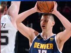 NBA常规赛：掘金上半场轰下61分，以61-50暂时领先马刺