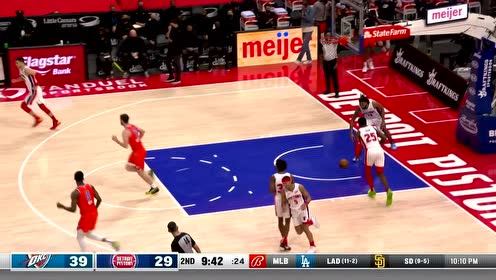 【2021年04月17日 雷霆vs活塞集錦】鬼魅跑位防不勝防！米哈逼真反跑直殺籃下暴扣終結(jié)