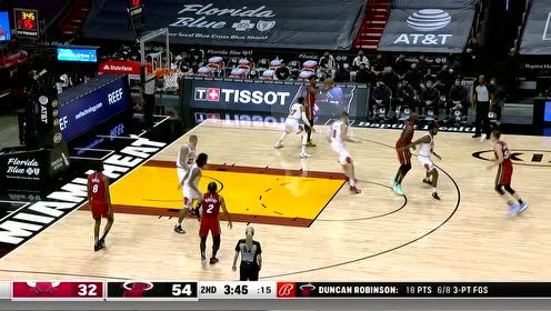 【2021年04月25日 公牛vs熱火集錦】巴特勒傳球出界 隨后這表情亮了