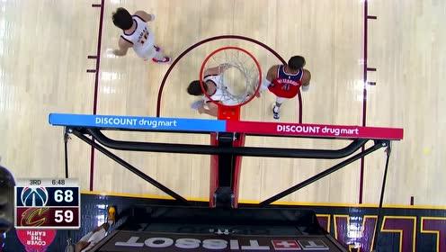 【2021年05月01日 奇才vs骑士集锦】这配合赏心悦目 威少连线比尔空中接饼漂移暴扣