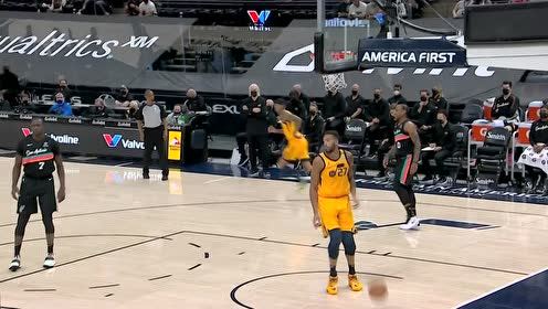 【2021年05月04日 马刺vs爵士集锦】没人防就不客气了 戈贝尔篮下吃饼轻松扣篮