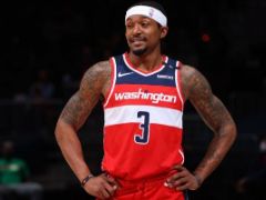 NBA附加賽凱爾特人-奇才，比爾接長傳單手扣籃。
