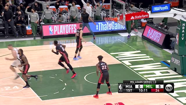 【2021年05月25日 热火vs雄鹿集锦】就是这么自信 迪文琴佐不讲理三分