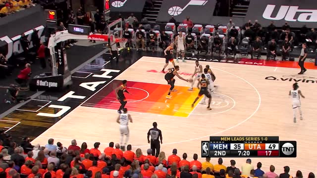 【2021年05月27日 灰熊vs爵士集錦】杰克遜低手上籃不中 梅爾頓一飛沖天飛身補扣