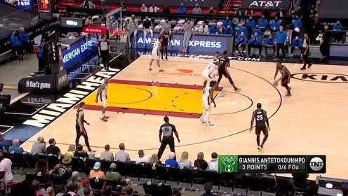 【2021年05月30日 雄鹿vs熱火集錦】腳步輕點晃飛防守 巴特勒靈巧上下步打板命中