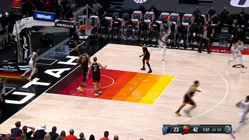 【2021年06月03日 灰熊vs爵士集锦】心中执念丝毫未减 莫兰特单挑戈贝尔上篮