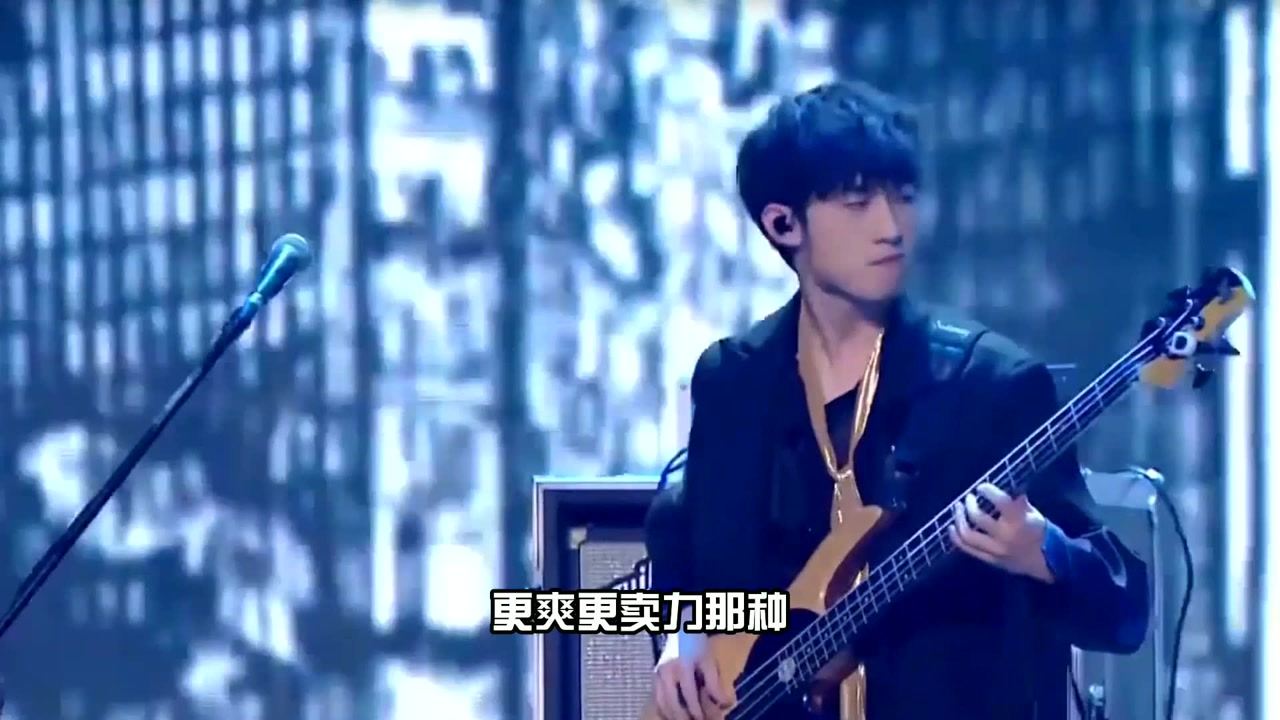 【2021年06月18日 籃網(wǎng)vs雄鹿集錦】觀眾意味著什么？水果星球分享舞臺經(jīng)驗，被雄鹿主場氛圍所感染