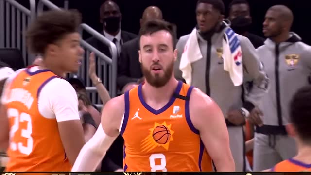 【2021年07月21日 太陽vs雄鹿集錦】布克人到球到送妙傳 卡明斯基霸王舉鼎雙手重扣