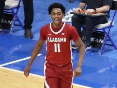 2021年NBA选秀大会:马刺12号签选中约书亚-普里莫