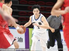 【球迷屋早报】全运会广东男篮轻取湖北晋级决赛 甜瓜安东尼评历史最佳12人