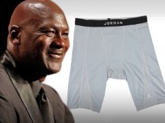 2784美元！喬丹穿過的運動內(nèi)褲拍賣售出