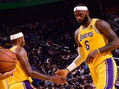 詹姆斯：我生涯这个阶段，季前赛已经学不到任何东西