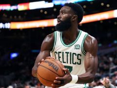 【球迷屋早报】杰伦-布朗感染新冠 德罗赞今夏接近加盟湖人但最终失败